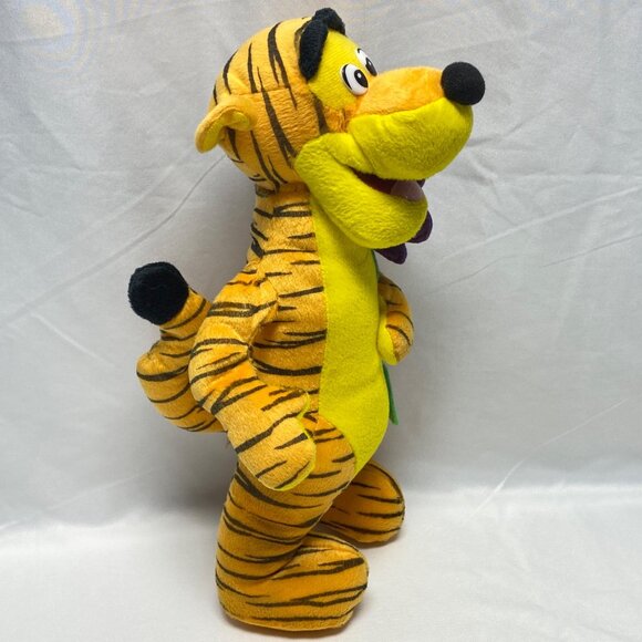 Tigger Plush Toy With Purple Flower By Ideal Toys Direct - Picture 6 of 8